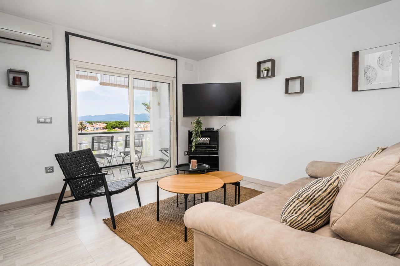 Apartamento WELCS en el centro de Ampuriabrava Exterior foto